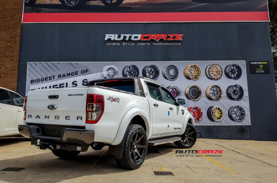 FORD RANGER AVALANCHE MACHINED FACE MATTE BLACK DARK TINT